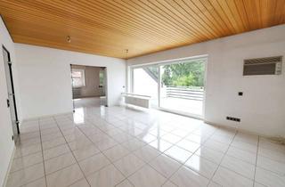 Wohnung kaufen in 32791 Lage, ==Dachgeschosswohnung mit großzügiger Loggia nahe der Lagenser Innenstadt==