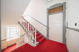 Wohnung kaufen in Brauhofstraße 16, 10587 Charlottenburg, Großzügige 4-Zimmer-Wohnung mit Balkon - vermietete Kapitalanlage im Altbau