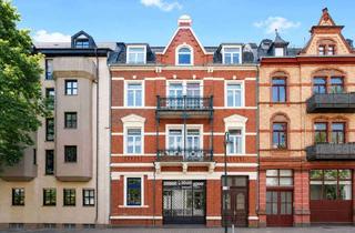 Wohnung kaufen in 65185 Wiesbaden, Lichtdurchflutete Dachgeschosswohnung mit Altbaucharme in zentraler Wiesbadener Lage