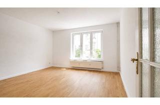 Wohnung kaufen in 10365 Lichtenberg, Helle 2-Zimmer-Wohnung mit Balkon in gepflegter Wohnanlage