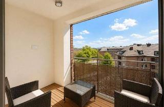 Wohnung kaufen in 22307 Barmbek-Nord, Stilvolle 2-Zimmer-Wohung in Barmbek-Nord mit Aussicht über Hamburg...