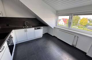 Wohnung mieten in 37139 Adelebsen, Stilvolle,lichtdurchflutete 4-Zimmer-Dachgeschosswohnung mit 2 Balkonen und hochwertiger Ausstattung