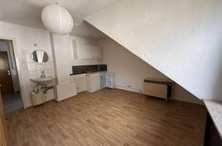 Wohnung mieten in Schulstraße 16, 35037 Marburg, Helles Studentenzimmer in Bestlage des Südviertels - herrliche Lage in der Schulstraße
