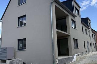 Wohnung mieten in Taubental, 85104 Pförring, Moderne Obergeschoss Wohnung über zwei Ebenen mit Balkon und Tiefgarage in Pförring