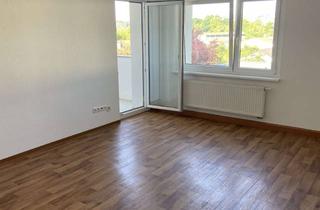 Wohnung mieten in Äußerer Ring 70, 96317 Kronach, Schöne großzügige 2-Zimmer Wohnung am Kreuzberg