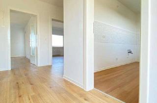 Wohnung mieten in Matthias-Claudius-Straße 15, 45768 Marl, *** Über den Dächern von Marl-Brassert - Familienwohnung im 7.OG mit Aufzug und Balkon ***