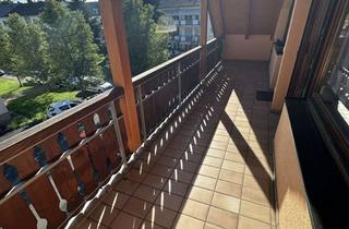 Wohnung mieten in Franz-Schubert-Straße 10, 79331 Teningen, Charmante Dachgeschosswohnung im 3. Geschoss mit großem Balkon, Einbauküche und Speicher