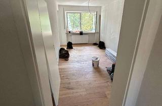 WG-Zimmer mieten in Schwedlerstraße 39, 91058 Bruck, Frisch saniertes und voll möbliertes WG-Zimmer in Erlangen
