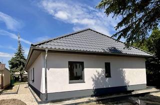 Haus kaufen in Uchtewall 24, 39576 Stendal, Exklusiver Neubau Bungalow mit großem Garten, 2 Bädern und hochwertiger Ausstattung
