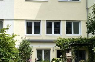 Reihenhaus kaufen in Jacob-Schiff-Straße, 60433 Dornbusch, Familienfreundliches Reihenhaus mit Garten und Dachterrasse