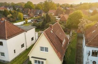 Einfamilienhaus kaufen in Osterholzer Heerstraße 169, 28307 Osterholz, ***provisionsfrei***Freistehendes Einfamilienhaus mit großzügigem Garten & Stellplätzen!