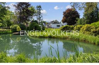 Haus kaufen in 22889 Tangstedt, Urlaub Zuhause: Großzügiges Familienparadies mit einzigartiger Wellness- und Gartenoase am Duvens...