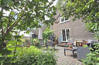 Haus kaufen in 57271 Hilchenbach, Hilchenbach (Nähe Zentrum) - Idylle pur! Modernisiertes und geräumiges EFH!