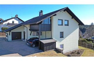 Mehrfamilienhaus kaufen in 79859 Schluchsee, Zuhause ankommen! Mehrfamilienhaus mit Panoramabalkon und Seeblick!