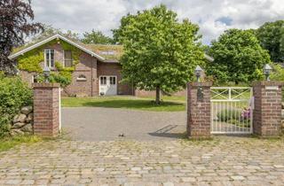 Haus kaufen in 23823 Seedorf, Wo andere Urlaub machen: Wunderschönes Landhaus-Ensemble mit Gästehaus und unverbaubarem See- und...