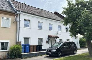 Reihenhaus kaufen in 94577 Winzer, Markt Winzer - 5,4% Kapitalanlage: Vermietetes Wohnhaus m. ca. 220 m2 Wohnfläche in zentraler Lage!