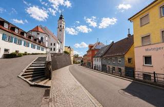 Haus kaufen in Fürst-Fugger-Straße, 87727 Babenhausen, Attraktives Zweifamilienhaus in Babenhausen – wohnen & vermieten clever kombiniert!