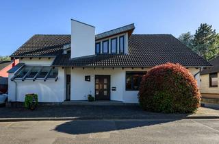 Einfamilienhaus kaufen in Rheidter Weg, 50259 Pulheim, Exklusives Einfamilienhaus mit Wintergarten auf Traumgrundstück in Bestlage von Pulheim-Stommeln
