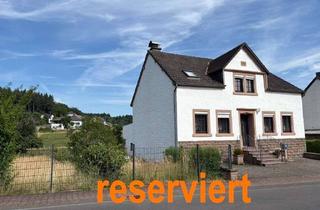 Haus kaufen in 54597 Neuheilenbach, **Reserviert**Gemütliches Eifelhaus mit Nebengebäude**