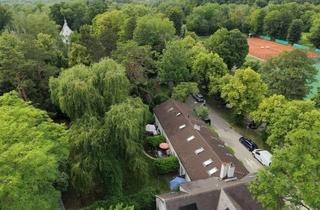 Haus kaufen in 85774 Unterföhring, Wohnen am Poschinger Weiher - vielseitige Immobilie zwischen Natur und Stadt