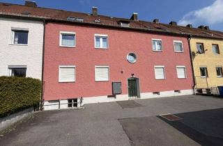 Haus kaufen in 92637 Lerchenfeld, Leerstehendes 5-Familienhaus in ruhiger Wohnlage von Weiden zu verkaufen