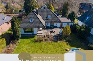 Einfamilienhaus kaufen in 22926 Ahrensburg, Einfamilienhaus mit großem Grundstück und Ausbaupotenzial in ruhiger Lage von Ahrensburger Hagen