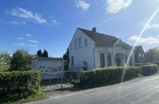 Haus kaufen in 27809 Lemwerder, Haus mit Entwicklungspotential zu verkaufen