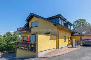 Anlageobjekt in 51491 Overath, Energieeffizientes, gepflegtes ZFH / 1 WE vermietet + 1 frei / 2 Garagen, Doppelcarport, 2 Stellpl.