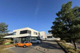 Anlageobjekt in 71287 Weissach, Vermietetes Bürogebäude in Top-Zustand