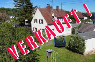 Grundstück zu kaufen in 86391 Stadtbergen, Grundstück mit Altbestand / sanierungsbed. Einfamilienhaus - Sie entscheiden!