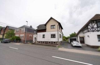 Einfamilienhaus kaufen in 96515 Sonneberg, Einfamilienhaus mit großem Traumgarten! Heizung 2022 NEU!