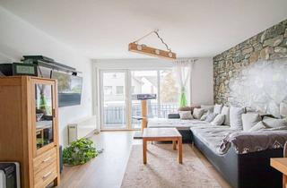 Wohnung kaufen in 72285 Pfalzgrafenweiler, Gepflegte 3-Zimmer-Wohnung mit Balkon, Stellplatz und Tageslichtbad