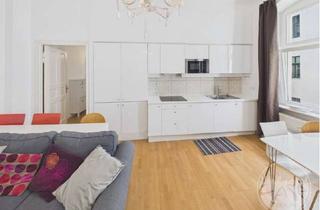 Wohnung kaufen in Mauerpark, 10437 Prenzlauer Berg, Helle 1,5-Zi-Altbauwohnung nahe Mauerpark und Schönhauser Allee