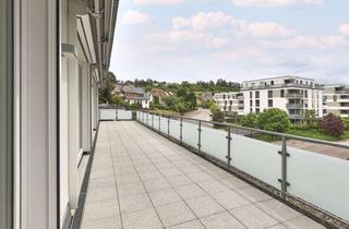 Wohnung kaufen in 71229 Leonberg, Barrierefreie 5,5-Zimmer-Wohnung mit 197 m², 2 Terrassen, Designküche, Sauna & 2 Einzelgaragen