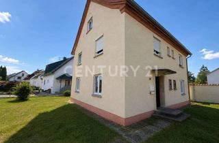 Wohnung kaufen in Biberacher Str. 51, 88444 Ummendorf, Gepflegte 3-Zimmer-EG-Wohnung mit Terrasse & 432 m² Gartenanteil in Ummendorf