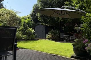 Wohnung kaufen in 41239 Schrievers, Außergewöhnliche Maisonette-Wohnung mit Garten, Smart Home & Haus-im-Haus-Charakter in MG-Schrievers