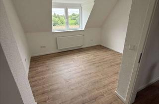 Wohnung mieten in Bachstraße 14, 45699 Herten, Frisch modernisierte Dachgeschosswohnung (2.OG) in Herten Disteln mit 54m2