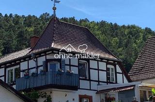 Wohnung kaufen in 76846 Hauenstein, 6,3% Kapitalanlage in Hauenstein - 2 renovierte, vermiete Wohnungen im Paket