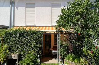 Haus kaufen in 68163 Neuostheim, Wohnen mit Charakter: Großzügiges Reihenmittelhaus in Mannheim-Neuhermsheim