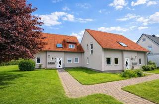 Mehrfamilienhaus kaufen in 51519 Odenthal, Sichere Kapitalanlage! Modernes Mehrfamilienhaus-Ensemble in Odenthal-Küchenberg