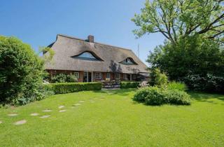 Haus kaufen in 23820 Pronstorf, Zu Hause unter Reet.