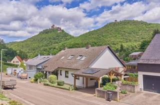 Einfamilienhaus kaufen in 76855 Annweiler, ++ Freistehendes Einfamilienhaus mit Garage, Carport, Terrasse & Garten und tollem Trifelsblick ! ++