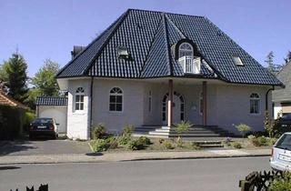 Haus kaufen in 61440 Oberursel, Vorankündigung! Großzügiges 2-Familien-Villenanwesen in attraktiver Oberurseler Waldrandlage!