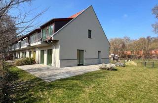 Reihenhaus kaufen in 04249 Leipzig, Zeitlose Eleganz im historischen Gutshofensemble