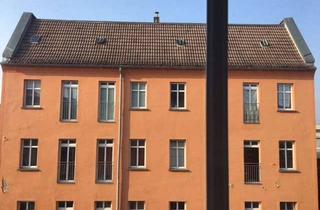 Immobilie mieten in Josef-Orlopp-Straße 53, 10365 Lichtenberg, Helles WG-Zimmer mit Charme und Innenhofblick