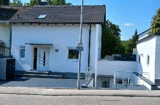 Einfamilienhaus kaufen in 55270 Ober-Olm, Ober-Olm - Einfamilienhaus Einliegerwoh. Top saniert in Klein-Winternheim