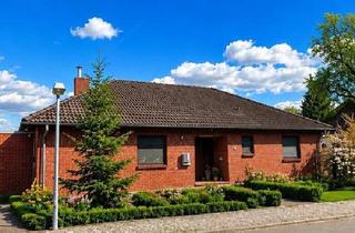 Haus kaufen in 38476 Barwedel, Barwedel - OHNE Makler-Provision: 6 Zimmer Winkel-Bungalow mit Garten & Pool