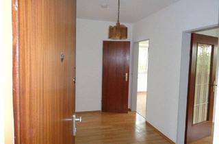 Wohnung kaufen in Herriedener Straße 16, 90449 Nürnberg, Nürnberg - ETW Baujahr 1968