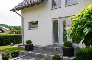 Einfamilienhaus kaufen in 33039 Nieheim, Nieheim - Exklusives Einfamilienhaus-modernes Wohnen in besonderer Lage