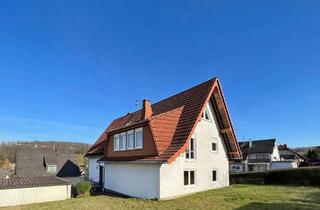 Haus kaufen in 57520 Steinebach, Steinebach/Sieg - Großzügiges Zweifamilienhaus mit 3 Garagen und Garten